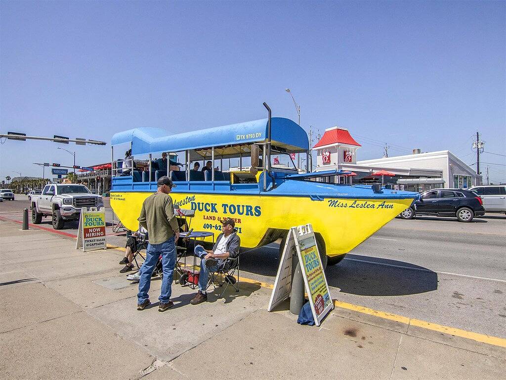 Reel close to the Beach - 2 blocks Pier/Beach in Galveston Island, Galveston