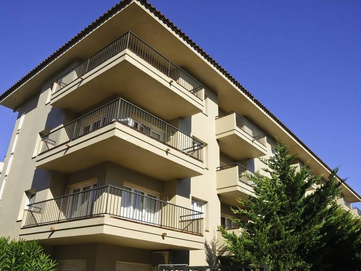 Holiday letting for 4 people, with terrace and pool in Estartit
