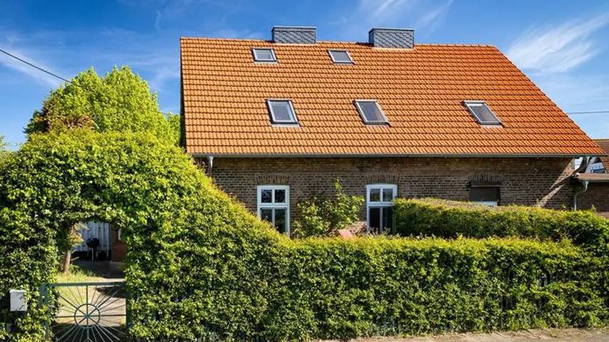 Ferienhaus für 6 Personen, mit Garten und Terrasse in Wiek