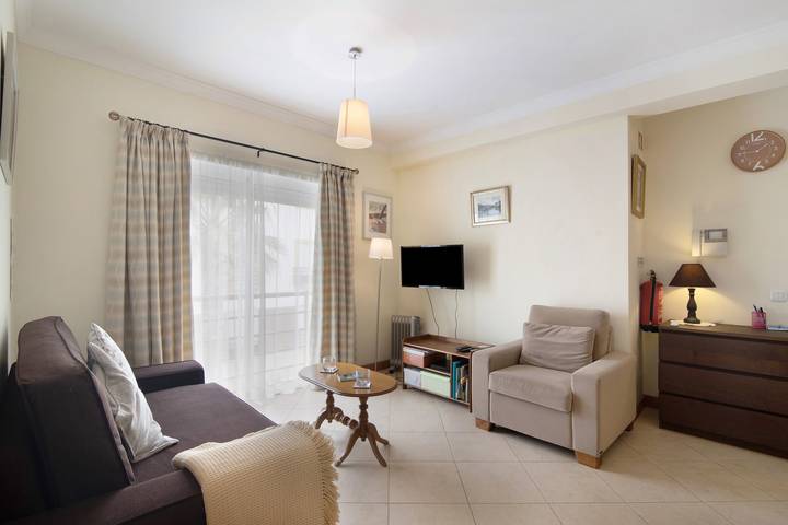 Entire apartment, Apartment 'Quinta Da Gomeira 58' with Shared Pool, Shared Garden and Air Conditioning in Cabanas de Tavira, Conceição e Cabanas de Tavira