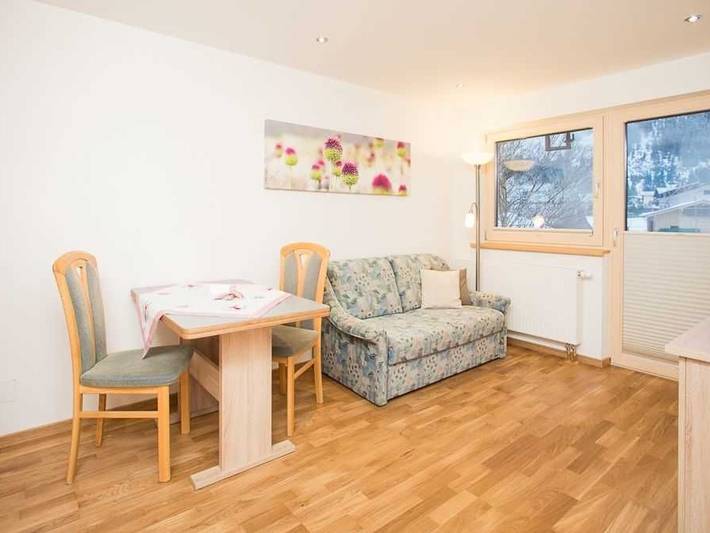 Ferienwohnung für 3 Personen, mit Balkon in Tannheimer Tal - 2