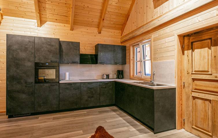 Modern Apartment with Pool & Terrace, Near Wia'zhaus Putzer Restaurant in Steirerland