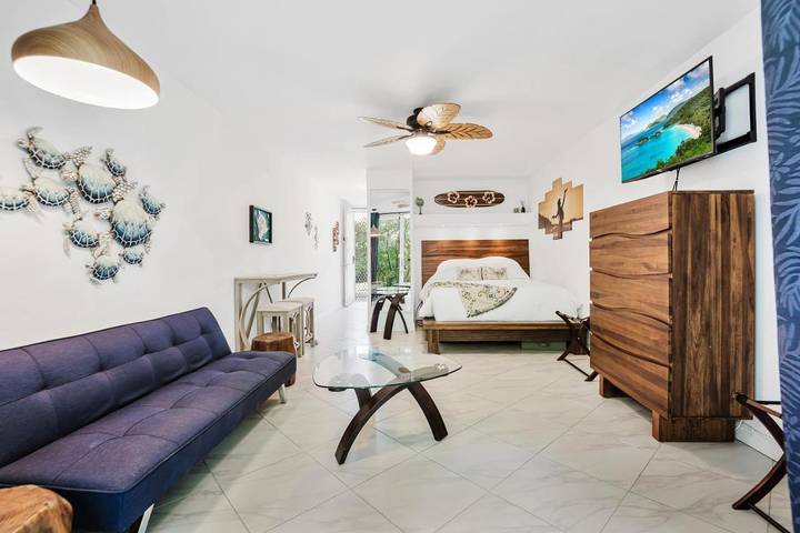 Appart’hôtel pour 3 personnes, avec piscine ainsi que jacuzzi et jardin