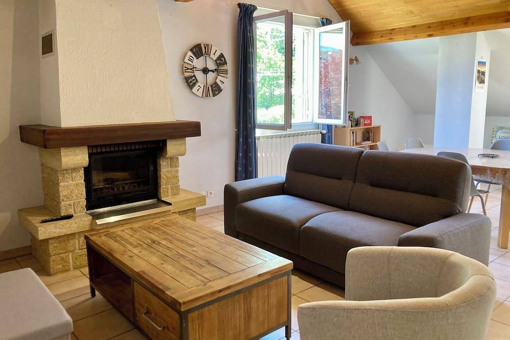 Appartement entier, Gîte avec vue sur le Pic du Midi, en bord de rivière, idéal familles et sportifs in Asté, Hautes-Pyrénées
