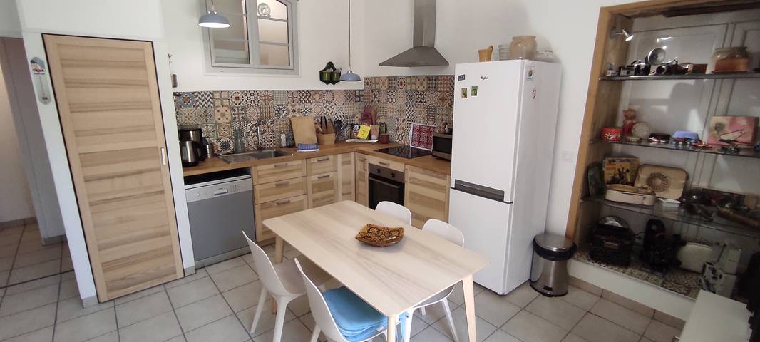 Gîte pour 6 personnes, avec jardin dans Dentelles de Montmirail - 4