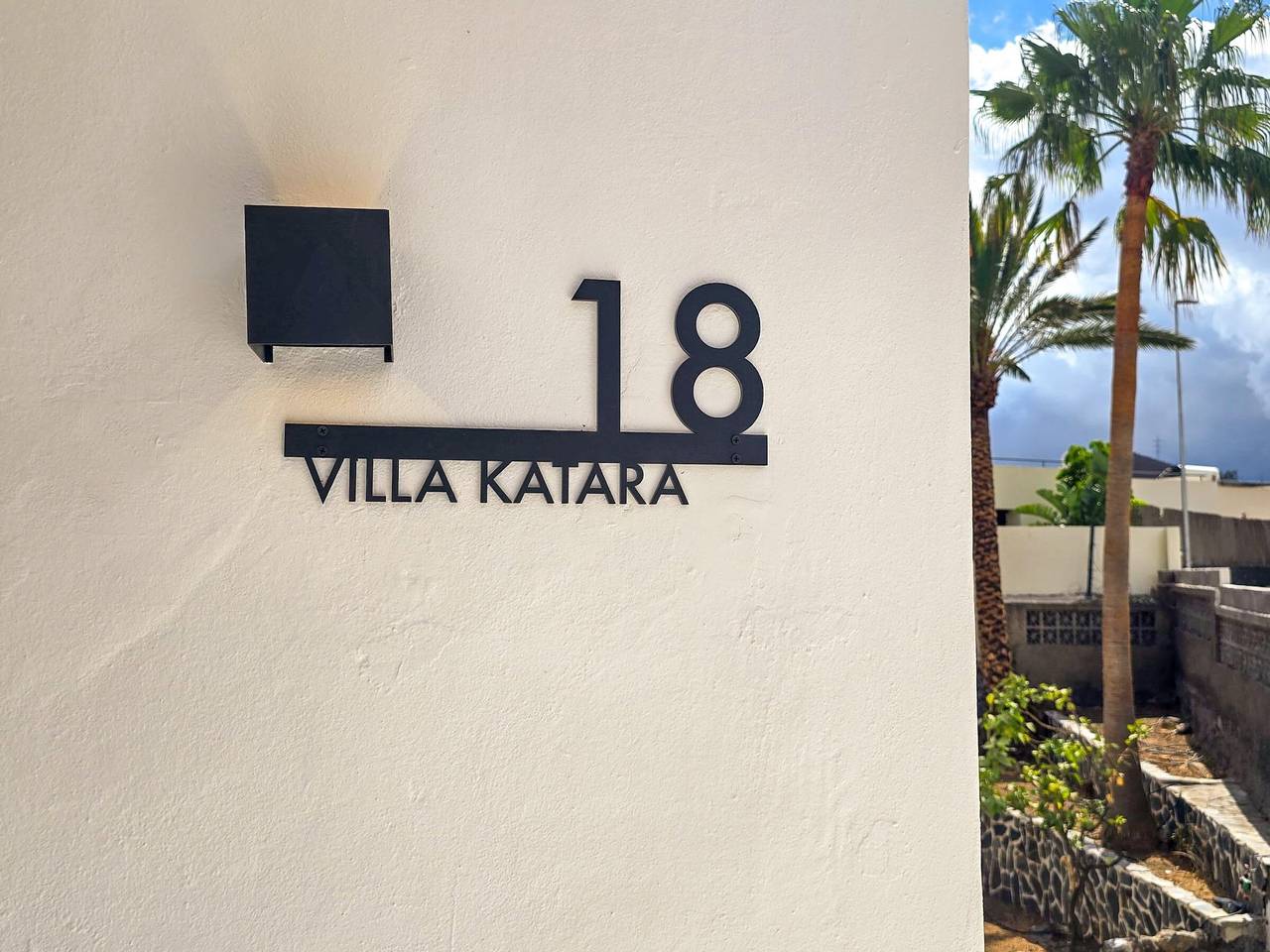 Stunning Villa with Private Pool and Garage in Tabaiba in Tabaiba, El Rosario