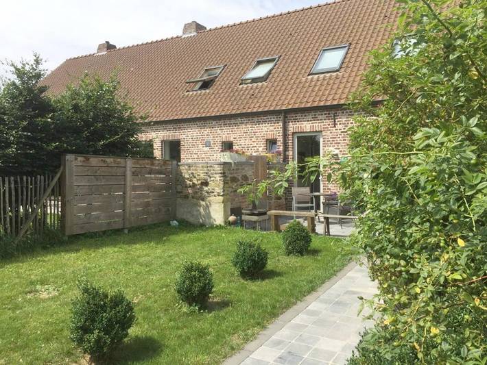 Ferienwohnung für 3 Personen, mit Balkon und Terrasse sowie Garten und Ausblick in Region Löwen