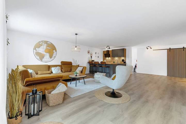 Ferienwohnung für 8 Personen, mit Balkon in Altusried