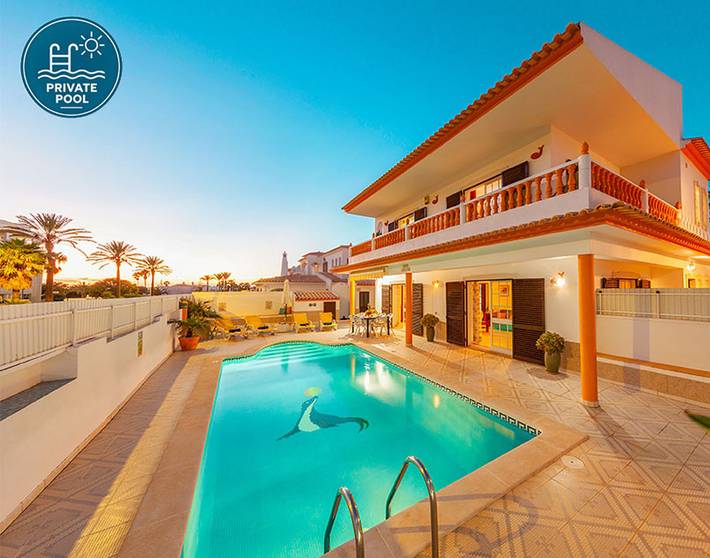 Location de vacances pour 8 personnes, avec Terrasse dans Galé