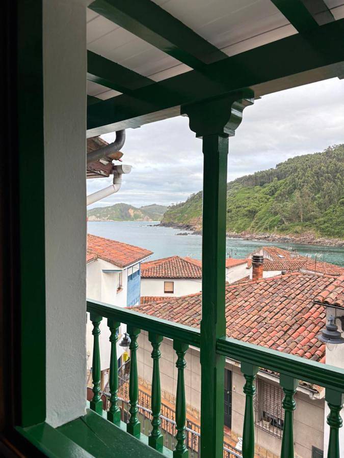 Location de vacances pour 4 personnes, avec Balcon ainsi que Terrasse et Vue dans Tazones - 4