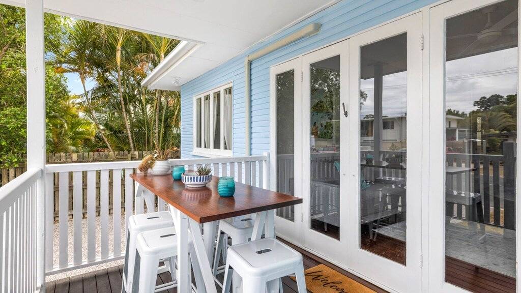 The Blue Beachside Bungalow in Woorim, Brisbane