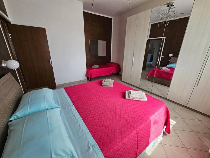 Appartamento per 6 persone, con Balcone e Terrazza nonché Giardino e Panorama a Punta Marina
