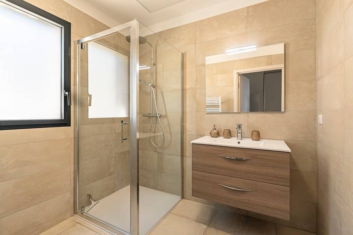 Appartement entier, A Sereina - appt climatisé proche de la plage in Porticcio, Grosseto-Prugna