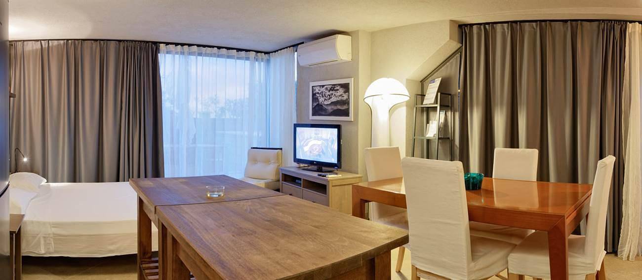 Ganze Wohnung, Narciso, mit Jacuzzi und Blick in Marina di Ragusa, Ragusa Provinz