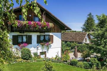 Ferienhaus für 5 Personen, mit Terrasse und Garten am Ammersee