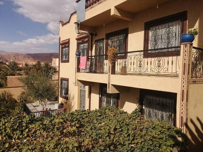 Gîte pour 6 personnes, avec vue ainsi que terrasse et jardin dans Tinghir