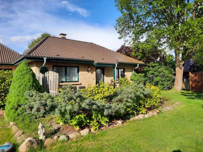 Bungalow für 5 Personen, mit Terrasse und Garten
