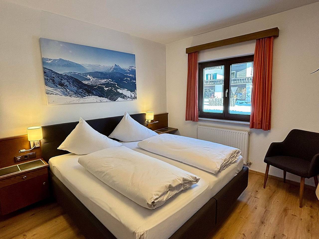 Hotel Garni Egerthof - Einzelzimmer mit Dusche oder Bad, Wc in Seefeld in Tirol, Innsbruck Land