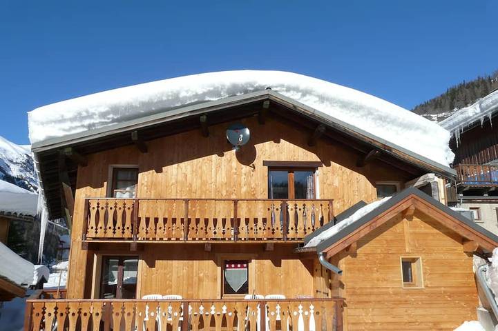 Casa rural para 10 personas, con balcón y jardín - 1