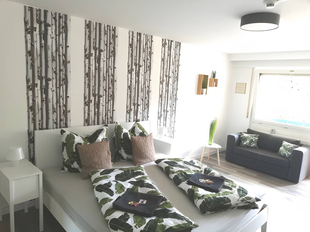 Ganze Wohnung, Ferienwohnung 'Lived-in' mit Bergblick, Balkon und Wi-Fi in Bad Urach, Albsteig Etappe 9