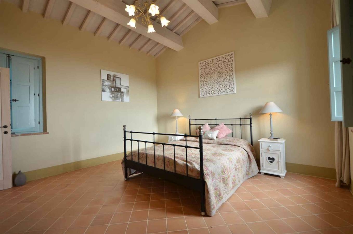 Geheel vakantieappartement, Vakantiewoning met terras, airco en internet  in Trequanda, Provincie Siena