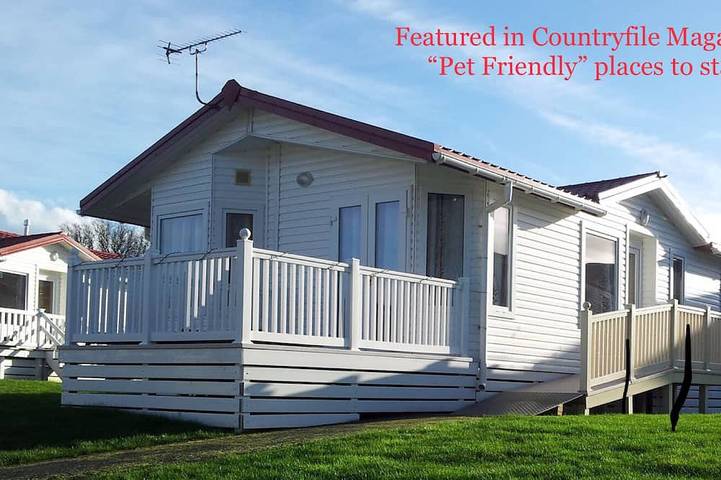 Cottage for 6 people, with pool and hot tub as well as sauna on the Isle of Wight