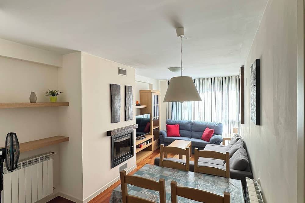 Apartamento entero, Margas Golf Apartment in Sabiñánigo, Pirineo Aragonés
