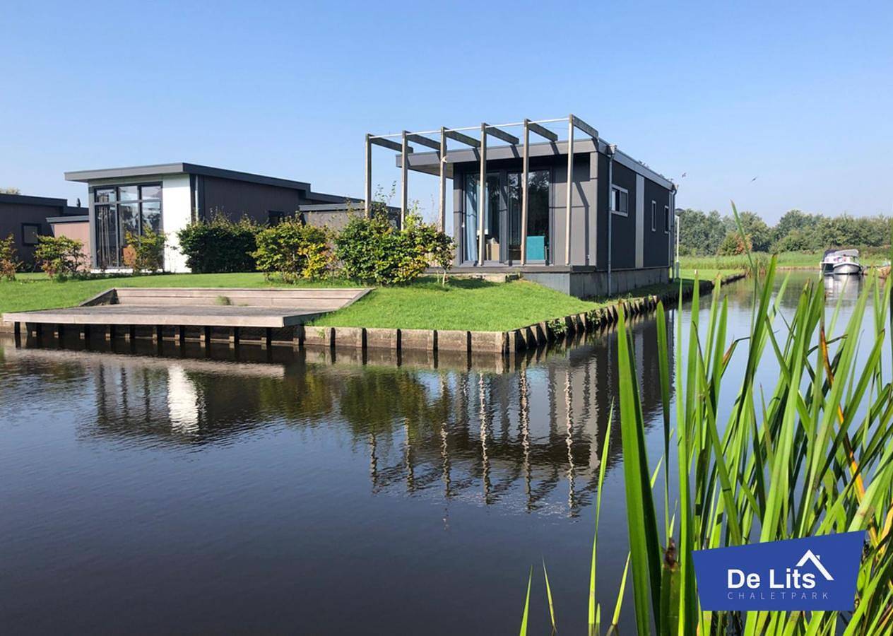Two-Bedroom Chalet in Nationaal Park De Alde Feanen