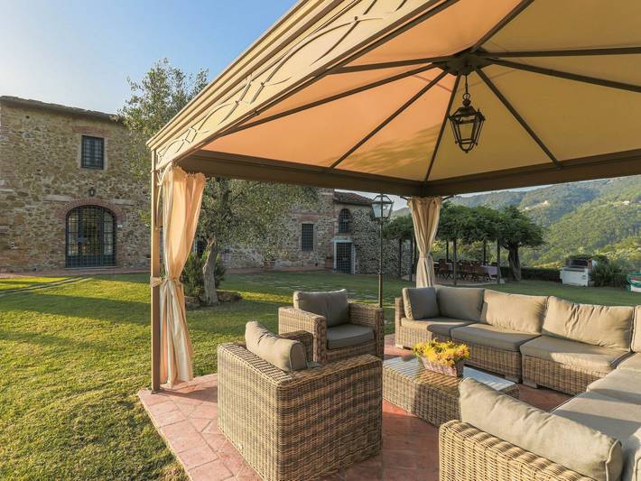 Ferienvilla "Roncovisi" mit Infinity-Pool in Monsummano Terme, Provincia di Pistoia