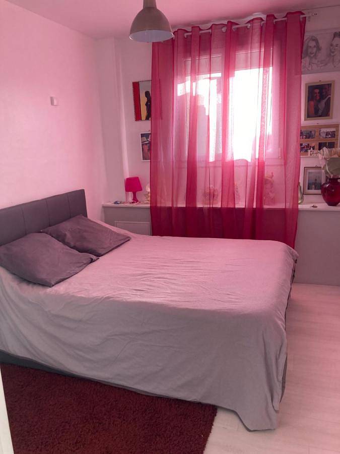 Appartement entier, Appartement calme et ensoleillé in Hérouville-Saint-Clair, Région de Caen