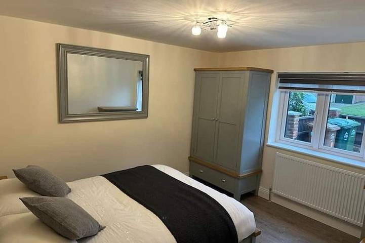 The Grey Retreat in Spelthorne, Surrey