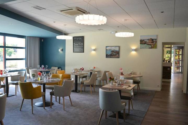 Hôtel pour 2 personnes, avec jardin à Lanvollon - 2