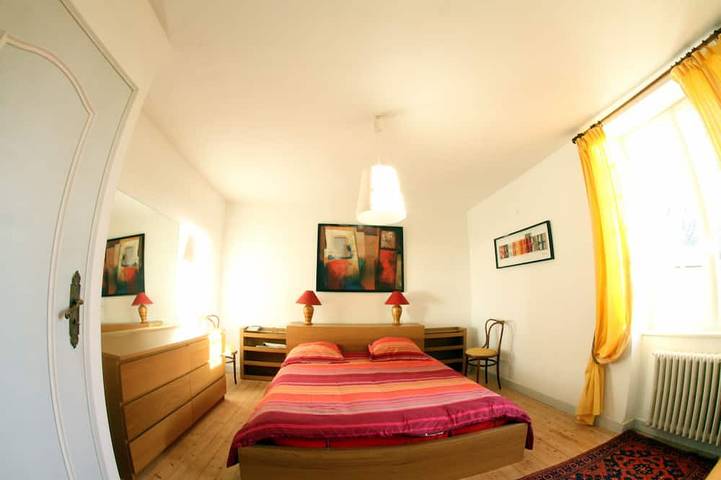 Location de vacances pour 8 personnes, avec jardin à Mont-Dol - 2