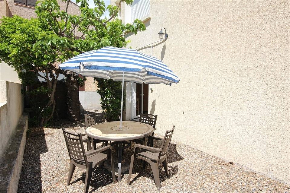 Apartamento vacacional entero, Nice flat for 2- 4 people, only at 80m from the sea of Portiragnes plage in Portiragnes Plage, Portiragnes