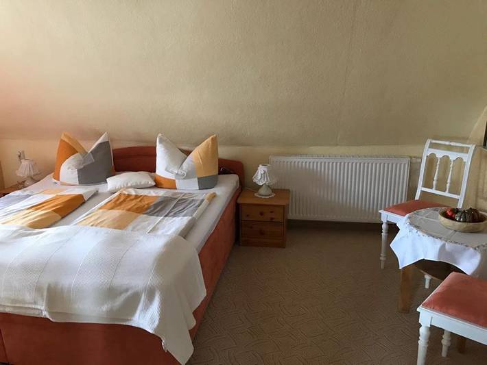 Ferienwohnung für 4 Personen, mit Balkon und Terrasse sowie Garten und Pool in Kyffhäuserland - 3