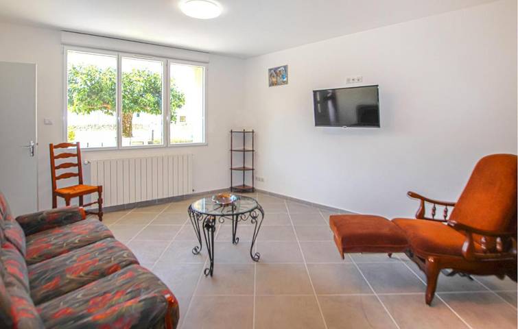 Location de vacances pour 8 personnes, avec piscine à Saint-Just-d'Ardèche - 4