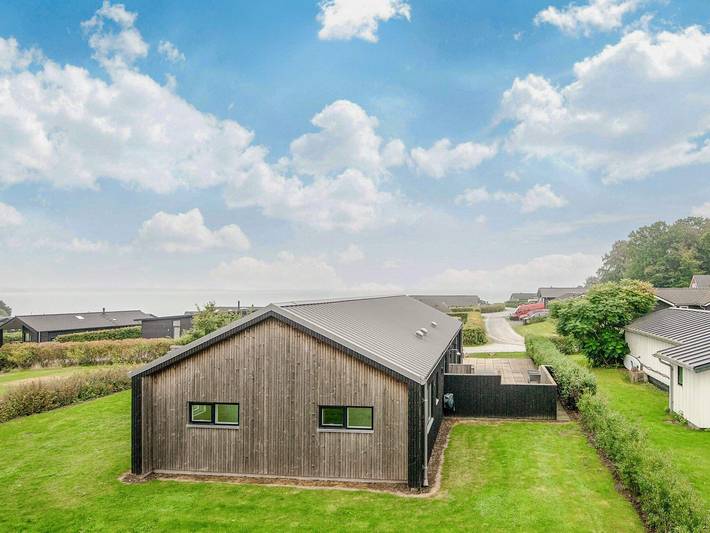 Ferienhaus für 9 Personen, mit Terrasse und Garten in Kelstrup Strand - 2