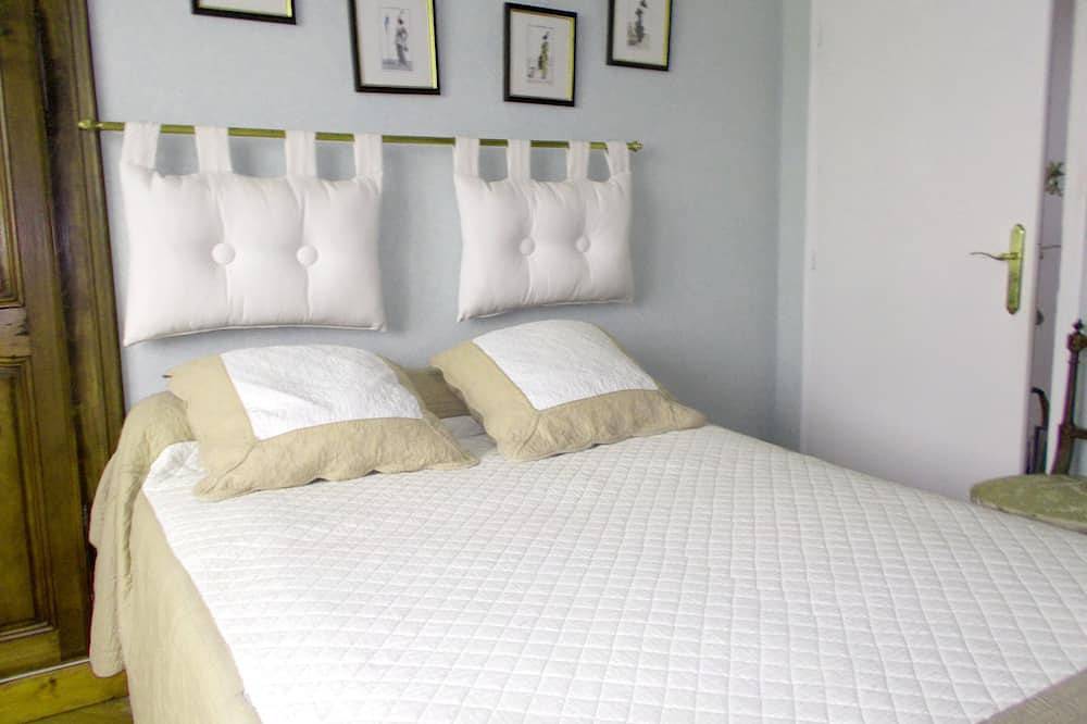 Appartement entier, Appartement de 110 m² Avec Piscine et Grand Jardin in Albi, Région d'Albi