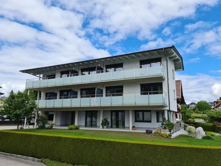 BnB für 3 Personen, mit Ausblick und Garten sowie Seeblick in Villach