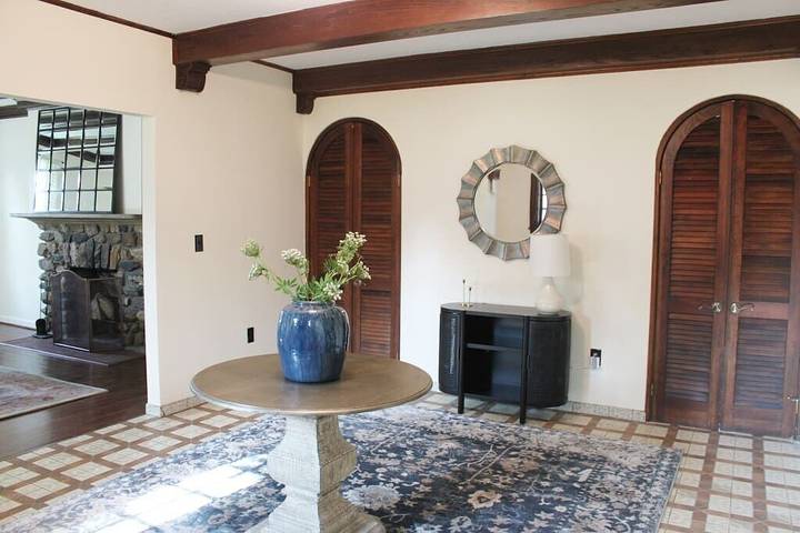 Vacation rental for 8 people, with yard and balcony in Westchester County