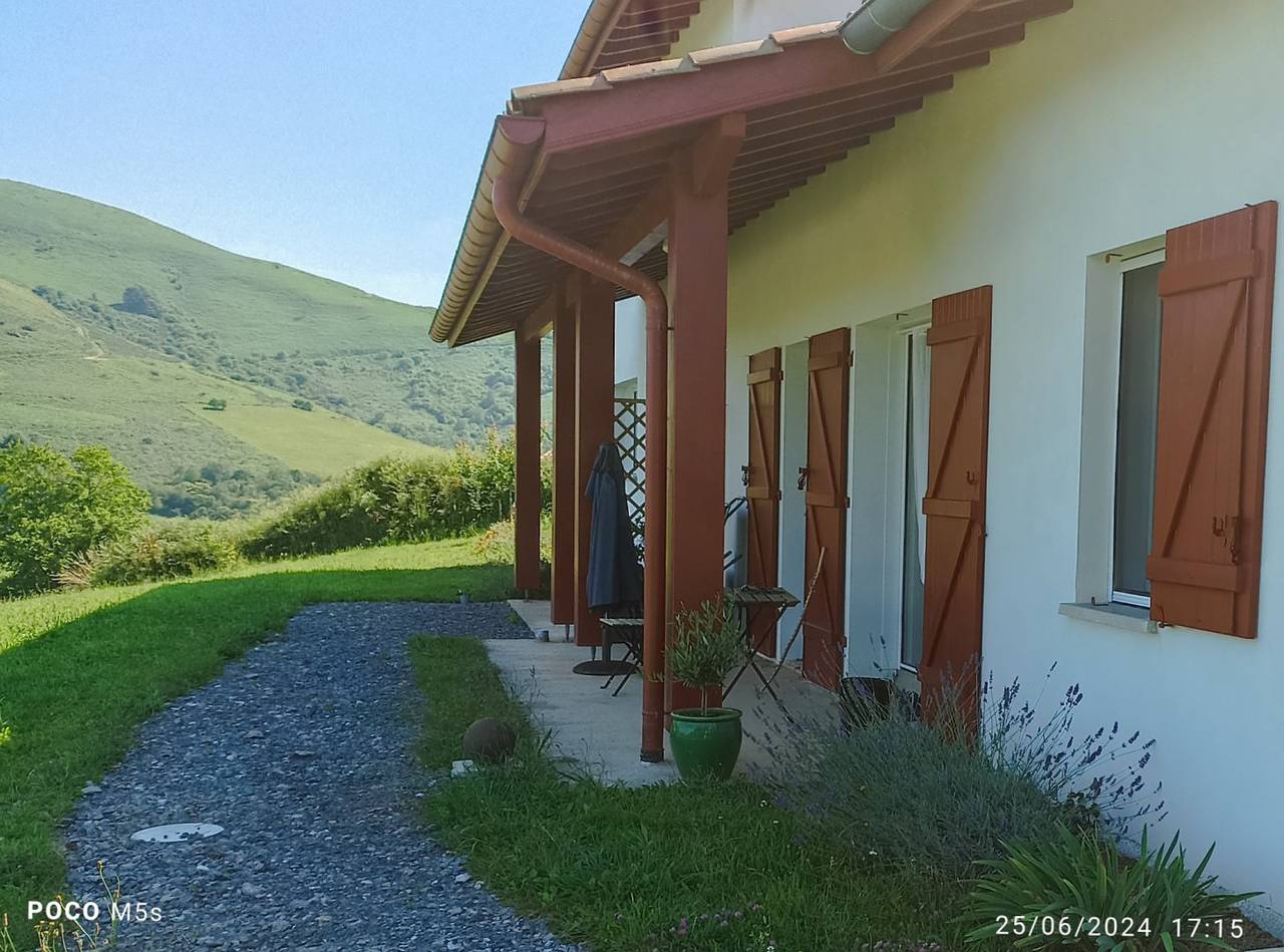 A proximité des Thermes de Cambo les bains, Xuhiko Borda 48 m² in Hasparren, Région de Bayonne