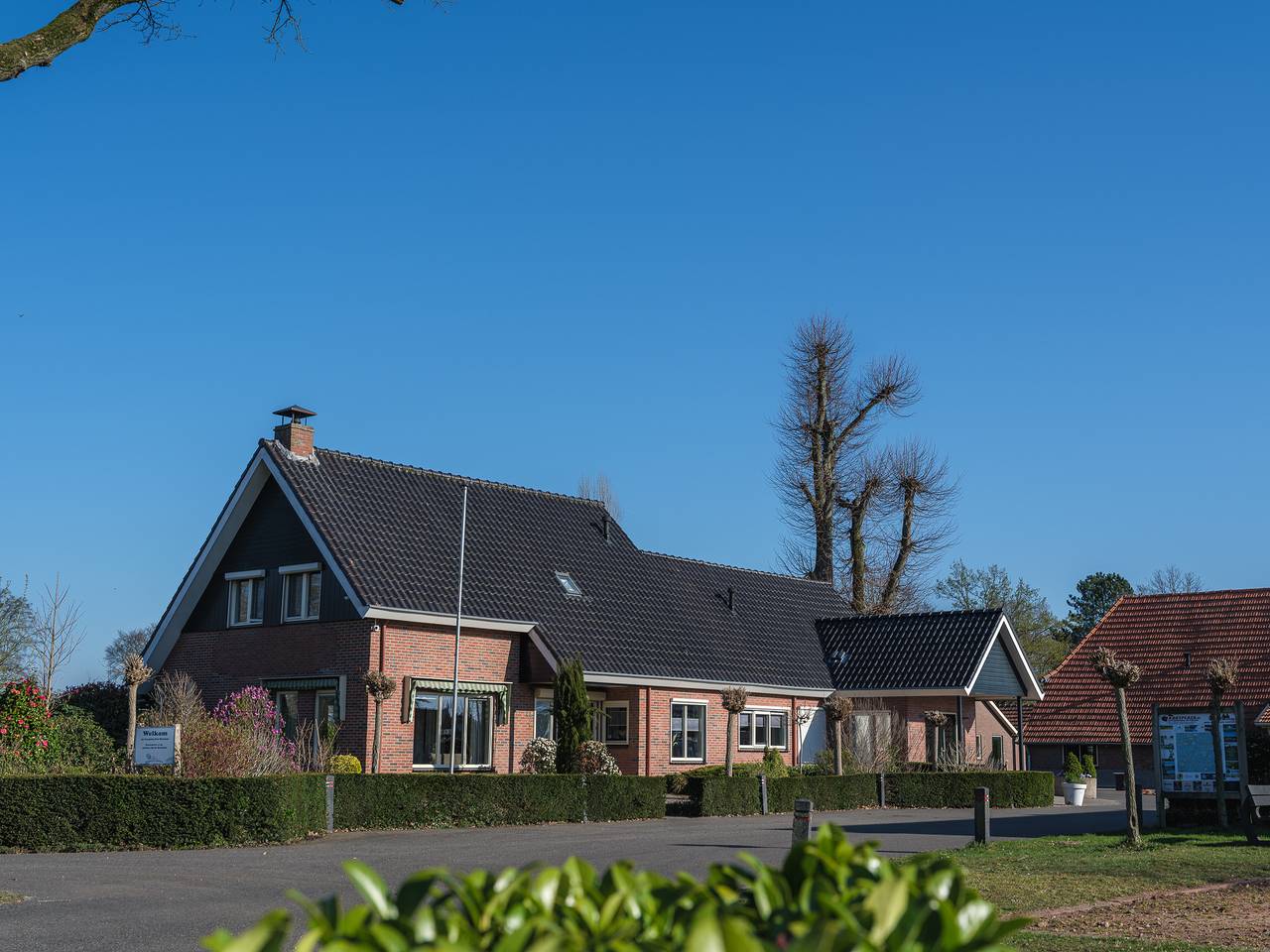 Recreatiepark Den Blanken — Het Blankershuys mit Hottub und Sauna | 18 Personen in Neede, Gelderland