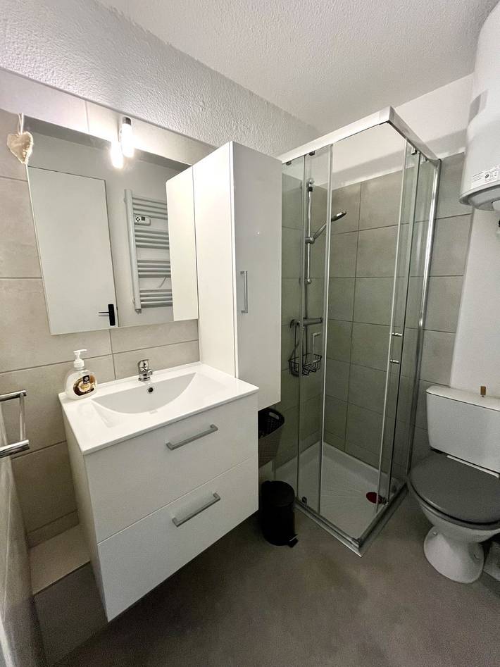 Location de vacances pour 4 personnes, avec Terrasse et Jardin dans Golf de la Méjanne - 3
