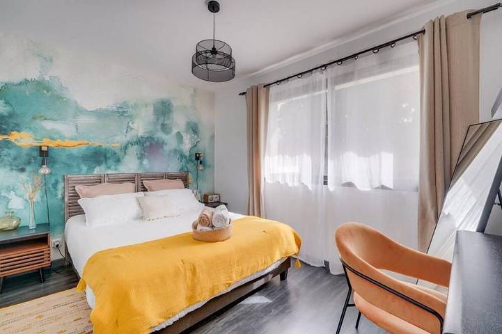 Ganze Wohnung, Le Maobi · Quiet 2-bedroom apartment with a terrace and parking, 15 minutes from Bordeaux in Tresses, Bordeaux und Umgebung