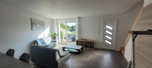 Gîte pour 4 personnes, avec terrasse à Casson