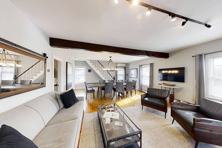 Vacation rental for 8 people, with terrace in Boothbay Harbor