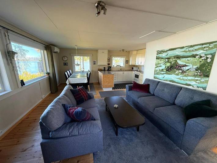Location de vacances pour 6 personnes, avec sauna et terrasse ainsi que jardin et vue à Kiruna - 2