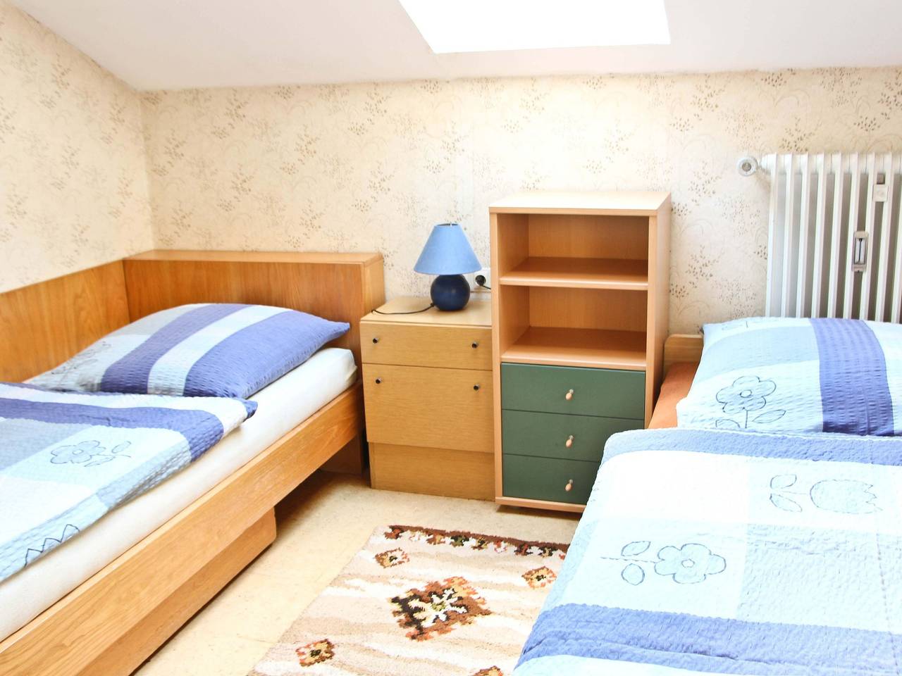 Ganze Ferienwohnung, Ferienwohnung Haus Gentner - Ferienwohnung, 100 qm, 2 Schlafzimmer, Balkon, max. 6 Personen in Beuren, Albsteig Etappe 9