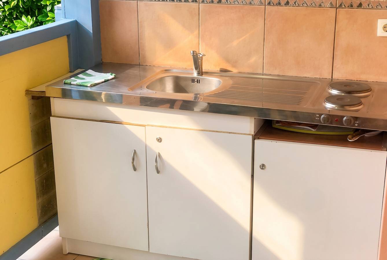 Estudio entero, Estudio acogedor en Sainte-Anne - 29m² con jardín. in Sainte-Anne, Martinica