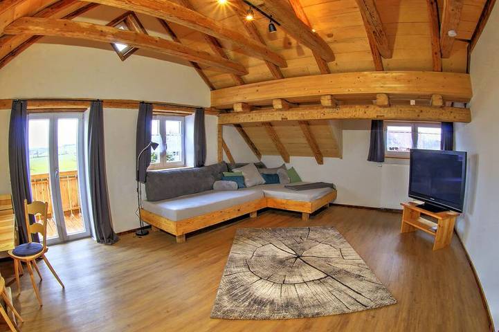 Ferienwohnung für 4 Personen, mit Balkon in Altusried
